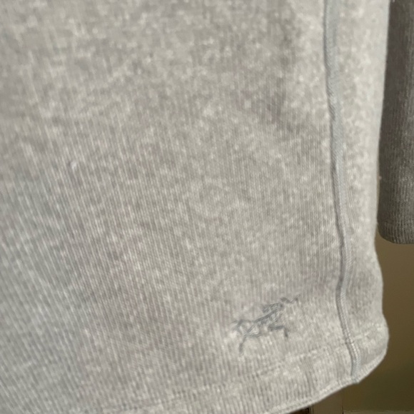 Cozy Arcteryx cowl neck sweatshirt - Picture 2 of 11